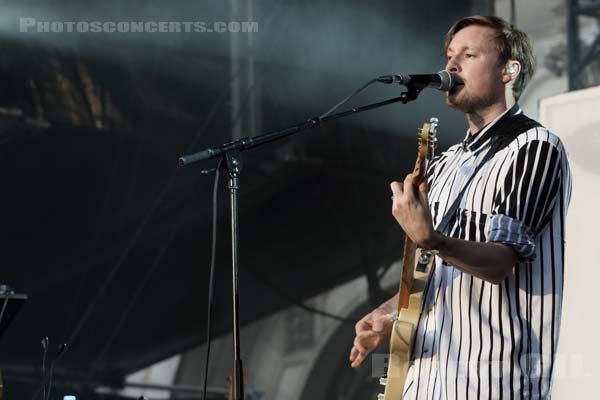 DJANGO DJANGO - 2015-07-16 - PARIS - Parvis de l'Hotel de Ville - 